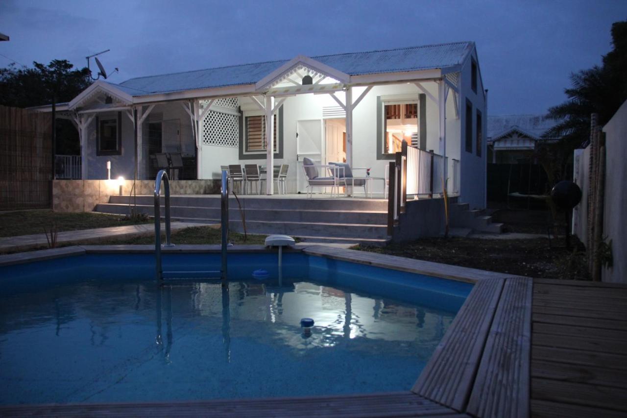 Gîtes Monoï et Farniente refait à neuf en 2021 avec piscines privées Saint-Francois  Exterior foto